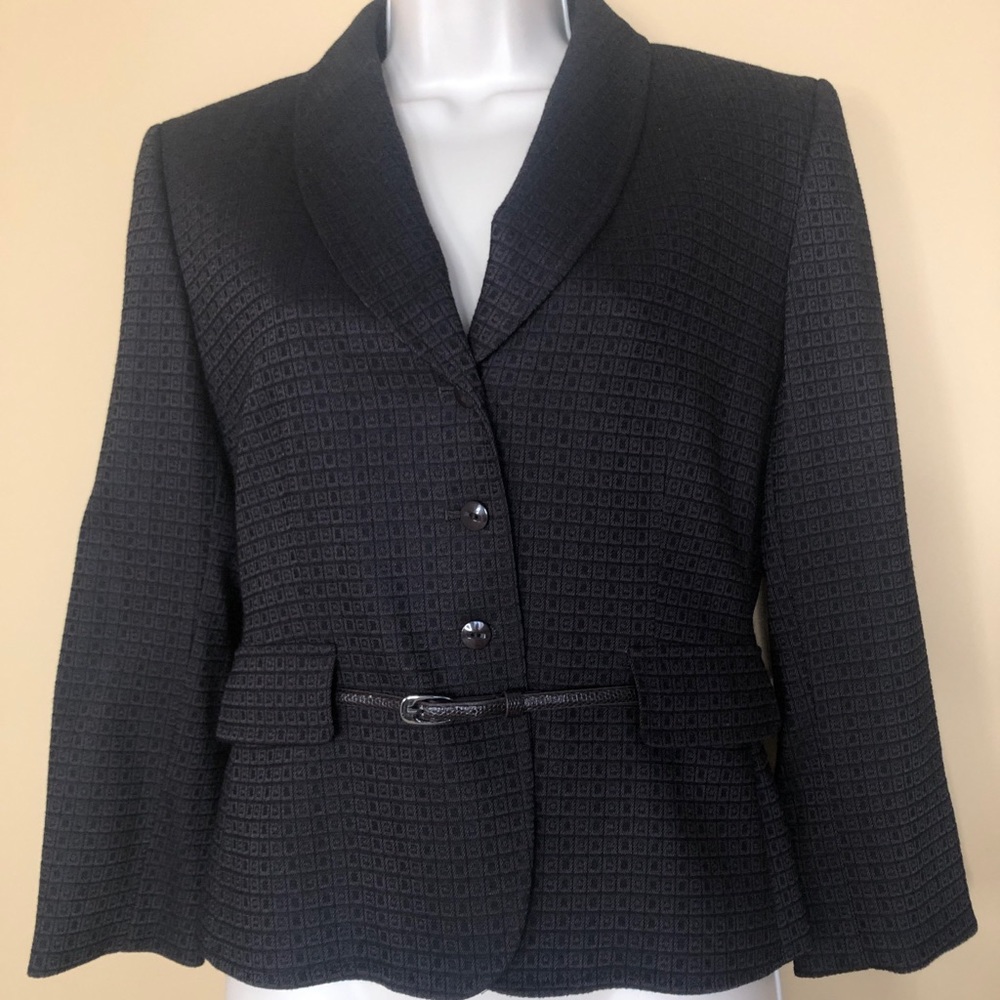Tahari Black Blazer Size 6